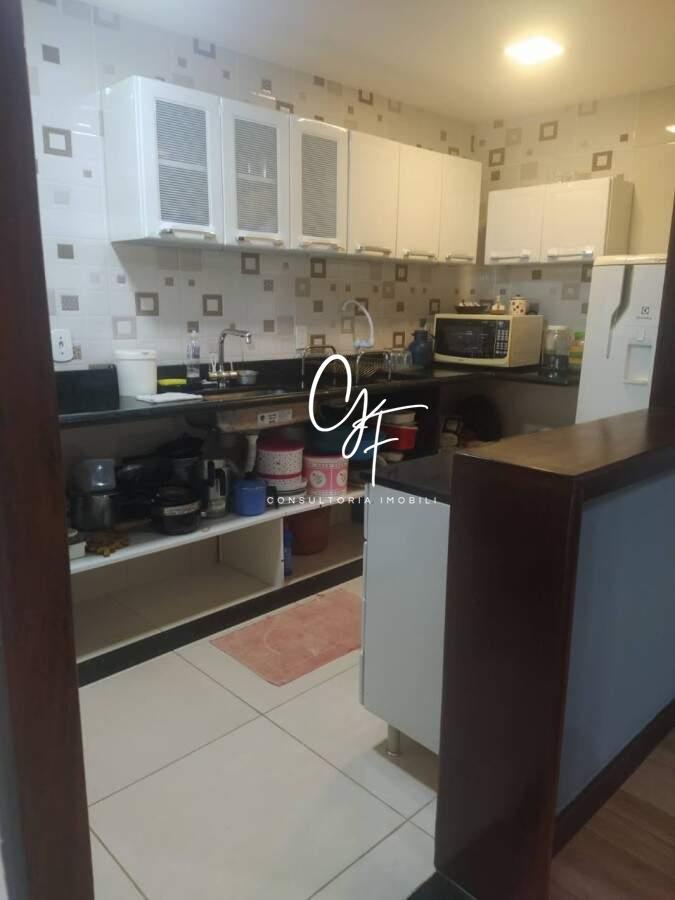 Casa à venda no Jardim Peró: 