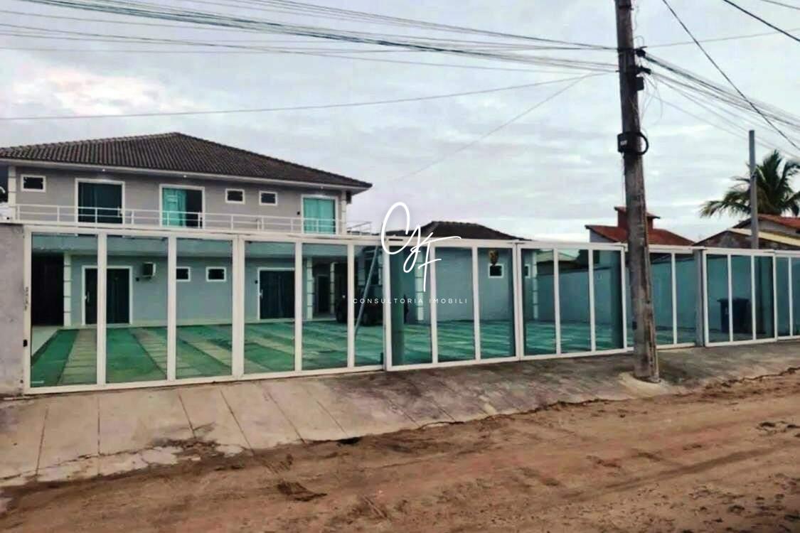 Flat à venda no Peró: 