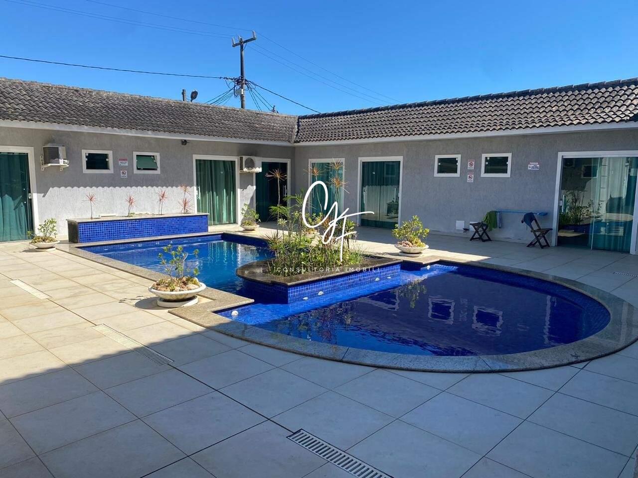 Flat à venda no Peró: 