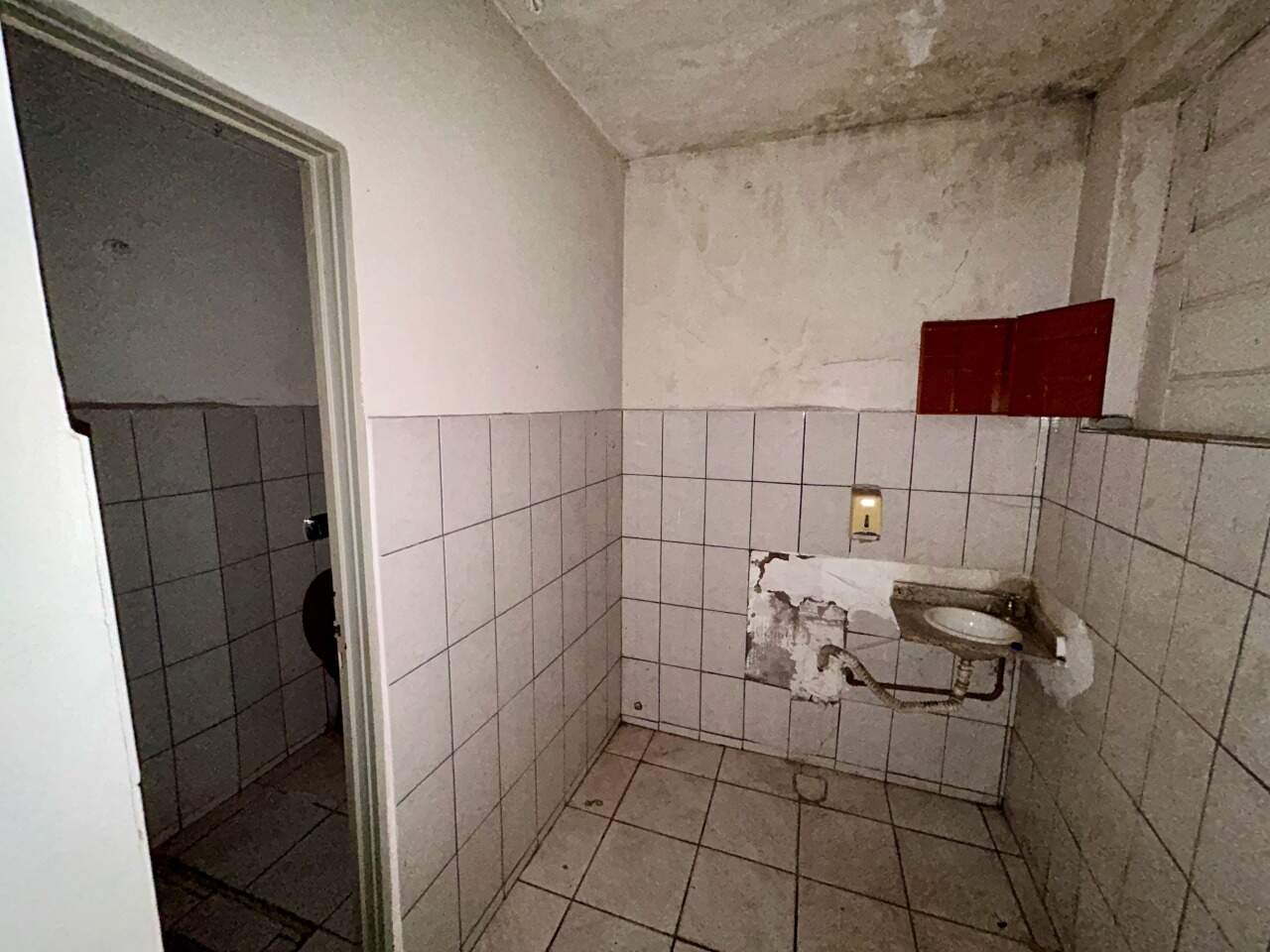 Salão Comercial Exclusivo para Aluguel no CentroNorte de Cuiabá – 372,20m² Total - foto 4