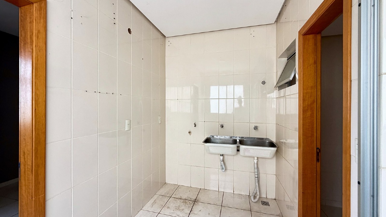 Apartamento com 4 quartos, 3 suítes e 3 vagas no Ed. Park Residence, Jardim Mariana - foto 7