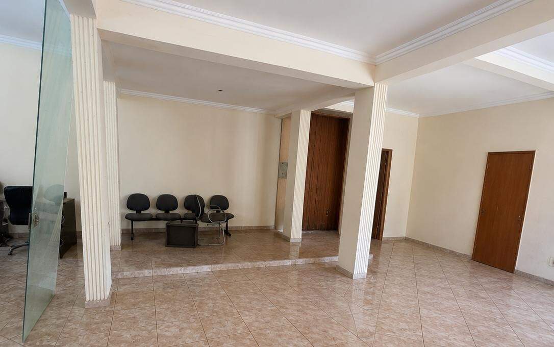 Casa Exclusiva Frente em Cuiabá/MT com 3 Suítes e 5 Vagas (Aceita Financiamento)
