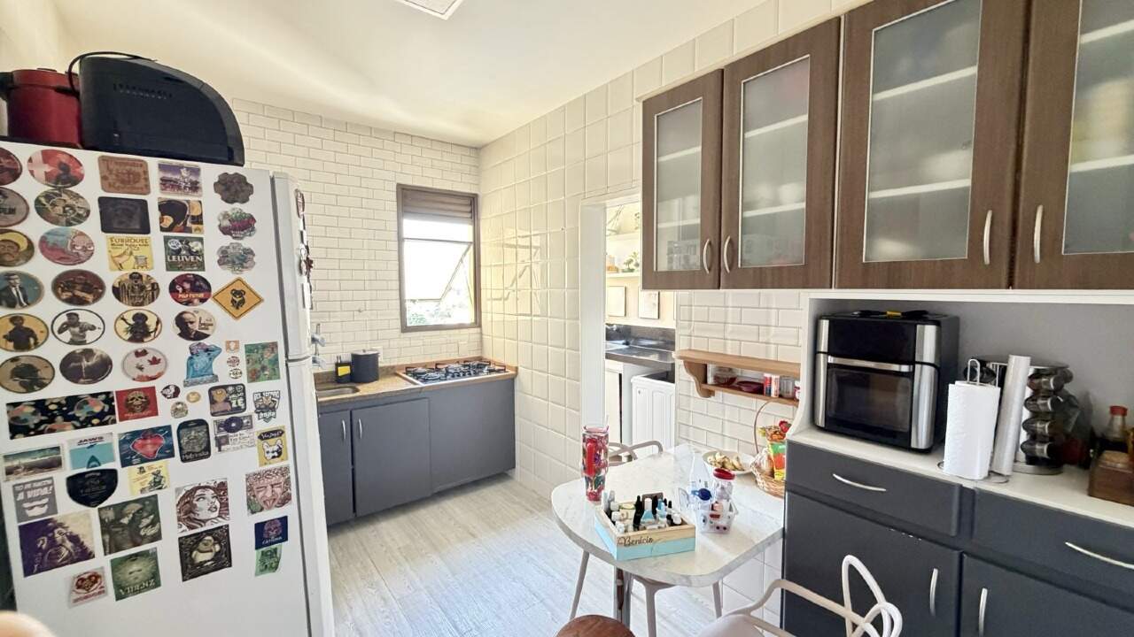 Apartamento 3 quartos para alugar, reformado, vista para o Parque Mãe Bonifácia | Ed. Tucanã, Qui