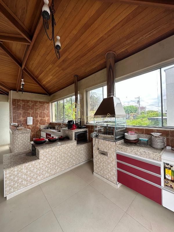 Casa à venda no Residencial Montserrat: 