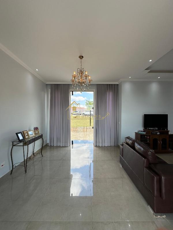 Sítio à venda no Saraiva: 