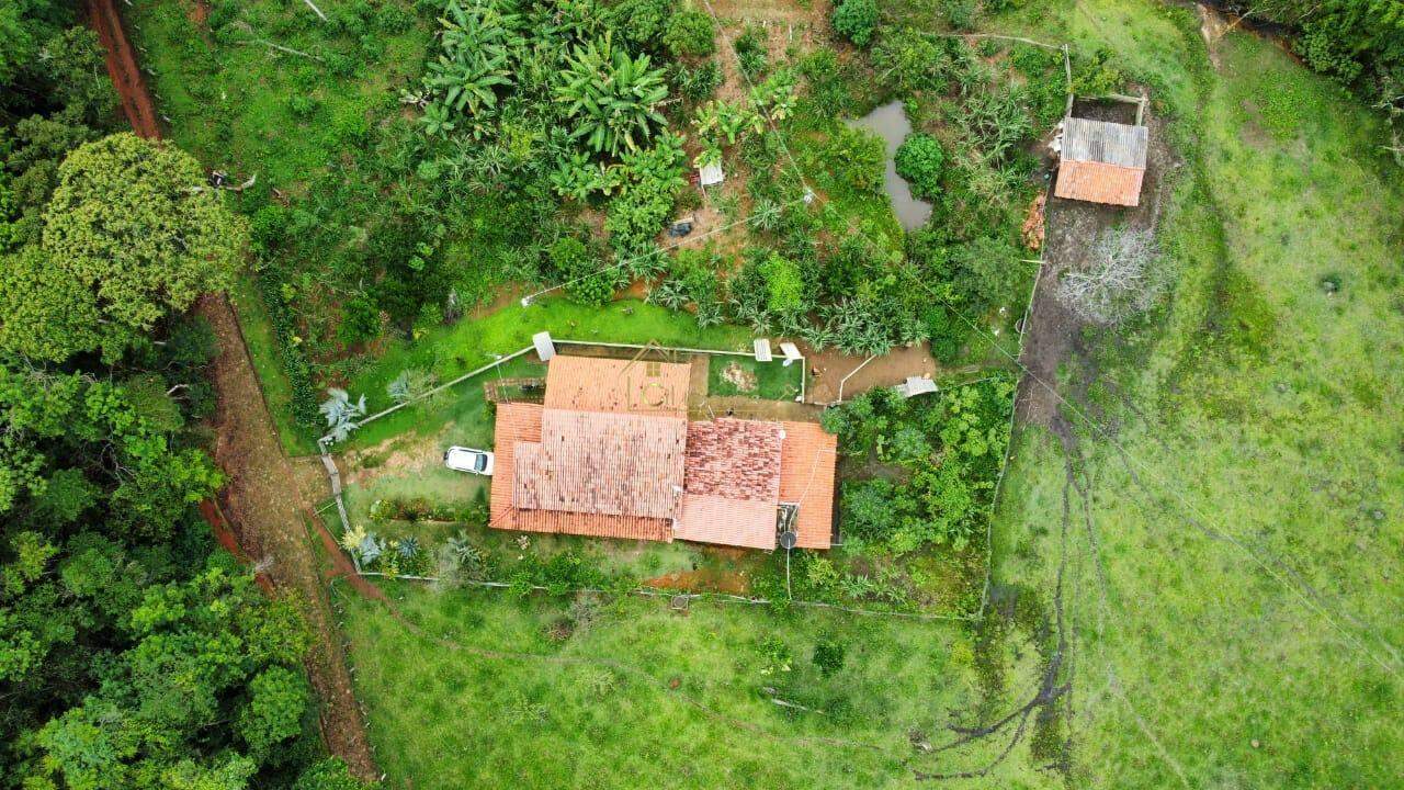 Fazenda à venda no Centro: 