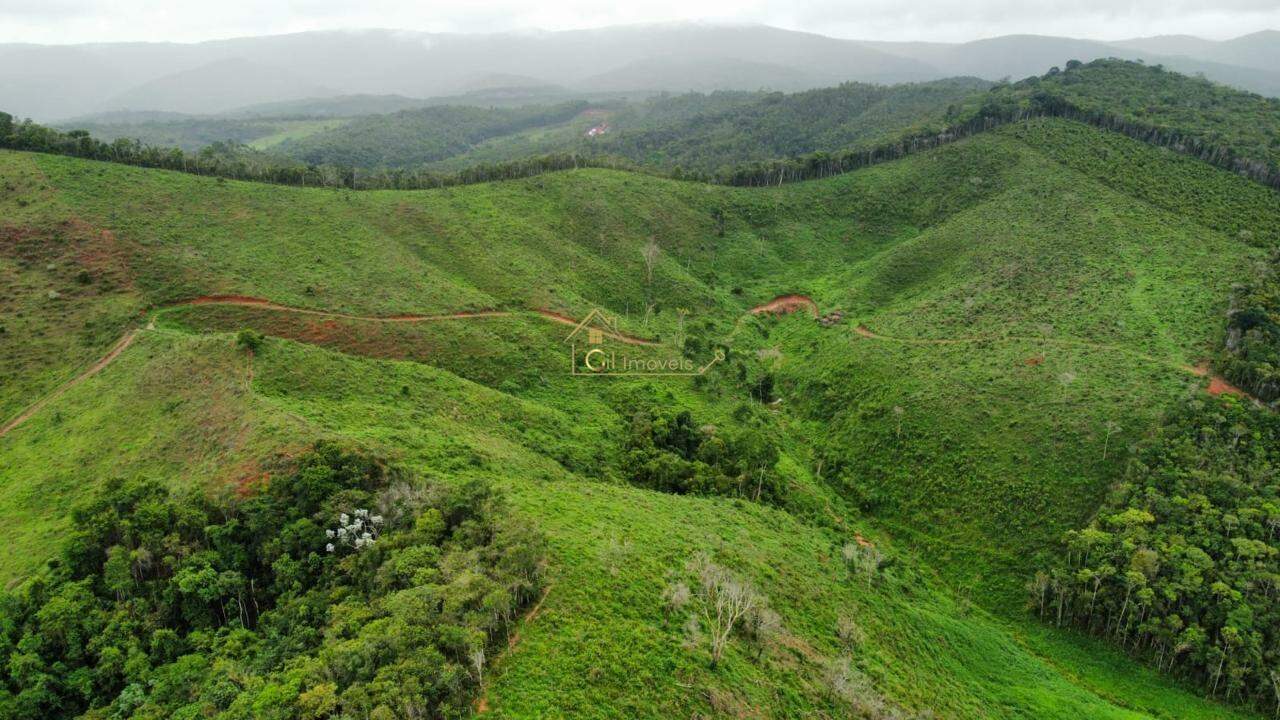 Fazenda à venda no Centro: 