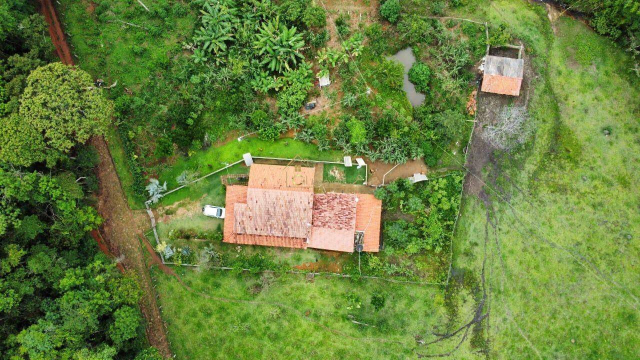 Fazenda à venda no Centro: 