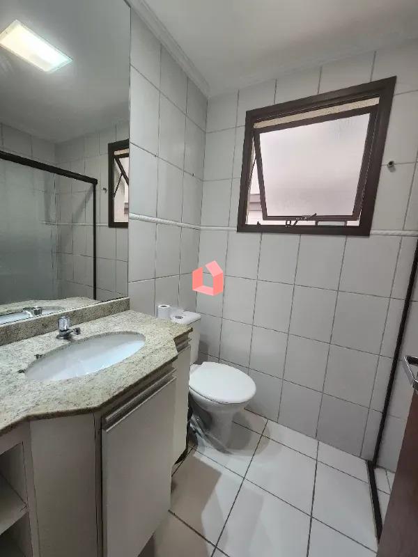 Apartamento à venda no Baeta Neves: 