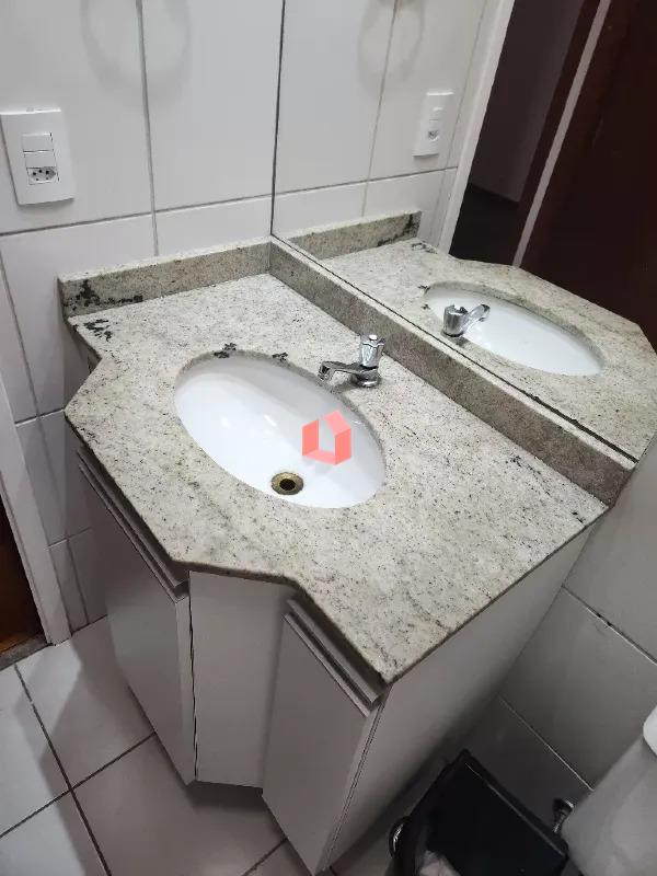 Apartamento à venda no Baeta Neves: 