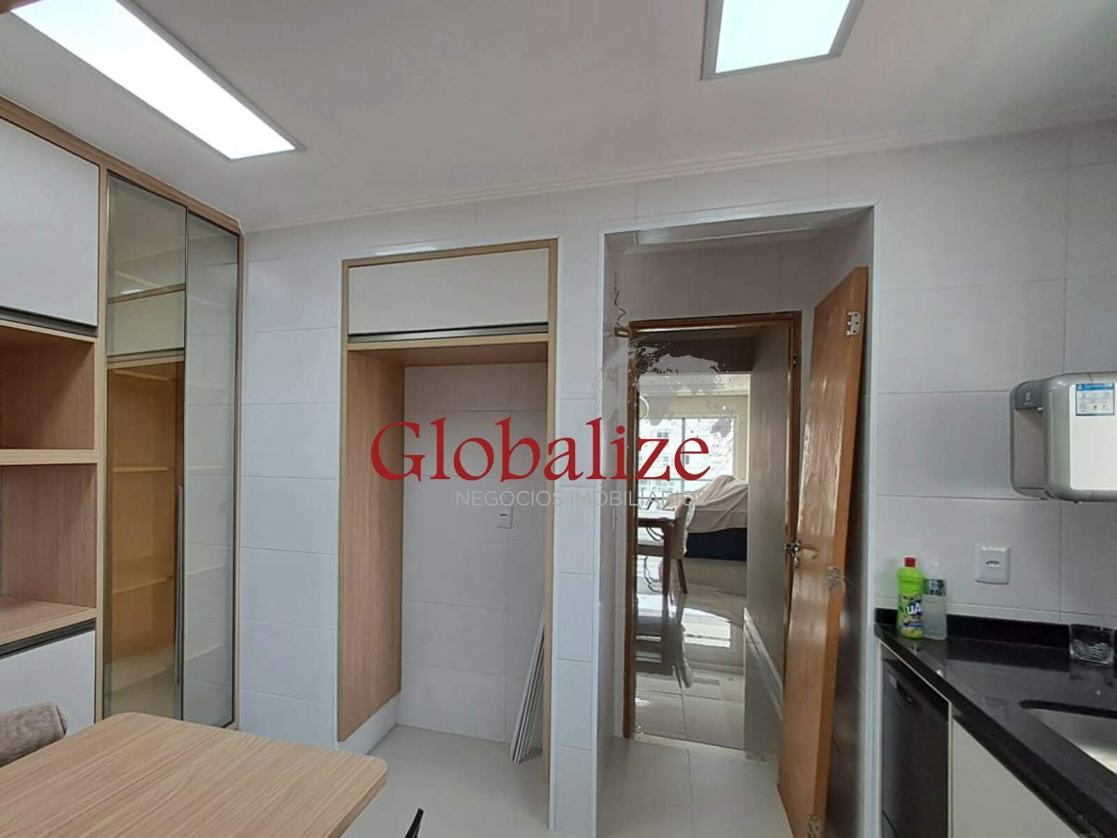 Apartamento para aluguel no ponta da praia: 2025/10/4039da1cde29a8212fc4eed642e83071.jpg