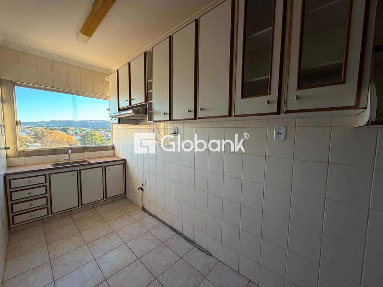 Apartamento 3 quartos para aluguel Morada do Sol 130m² Montes Claros MG: 