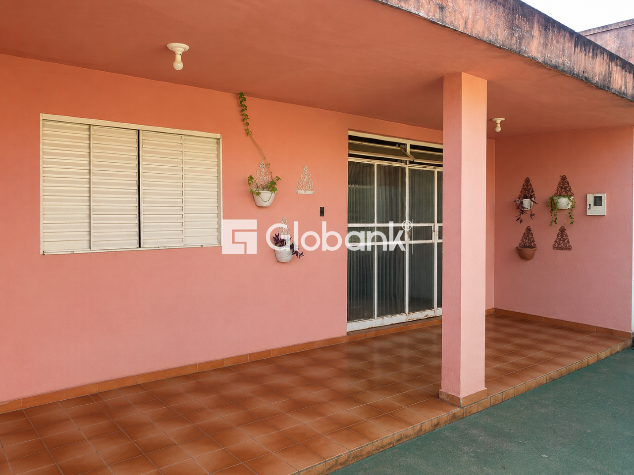 Casa 5 quartos à venda Sagrada Família 220m² Montes Claros MG: 