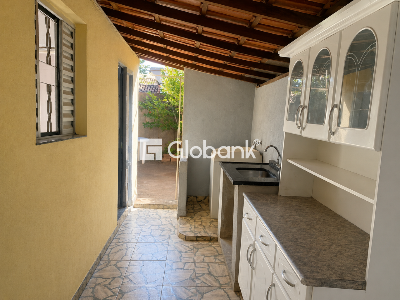Casa 5 quartos à venda Sagrada Família 220m² Montes Claros MG: 