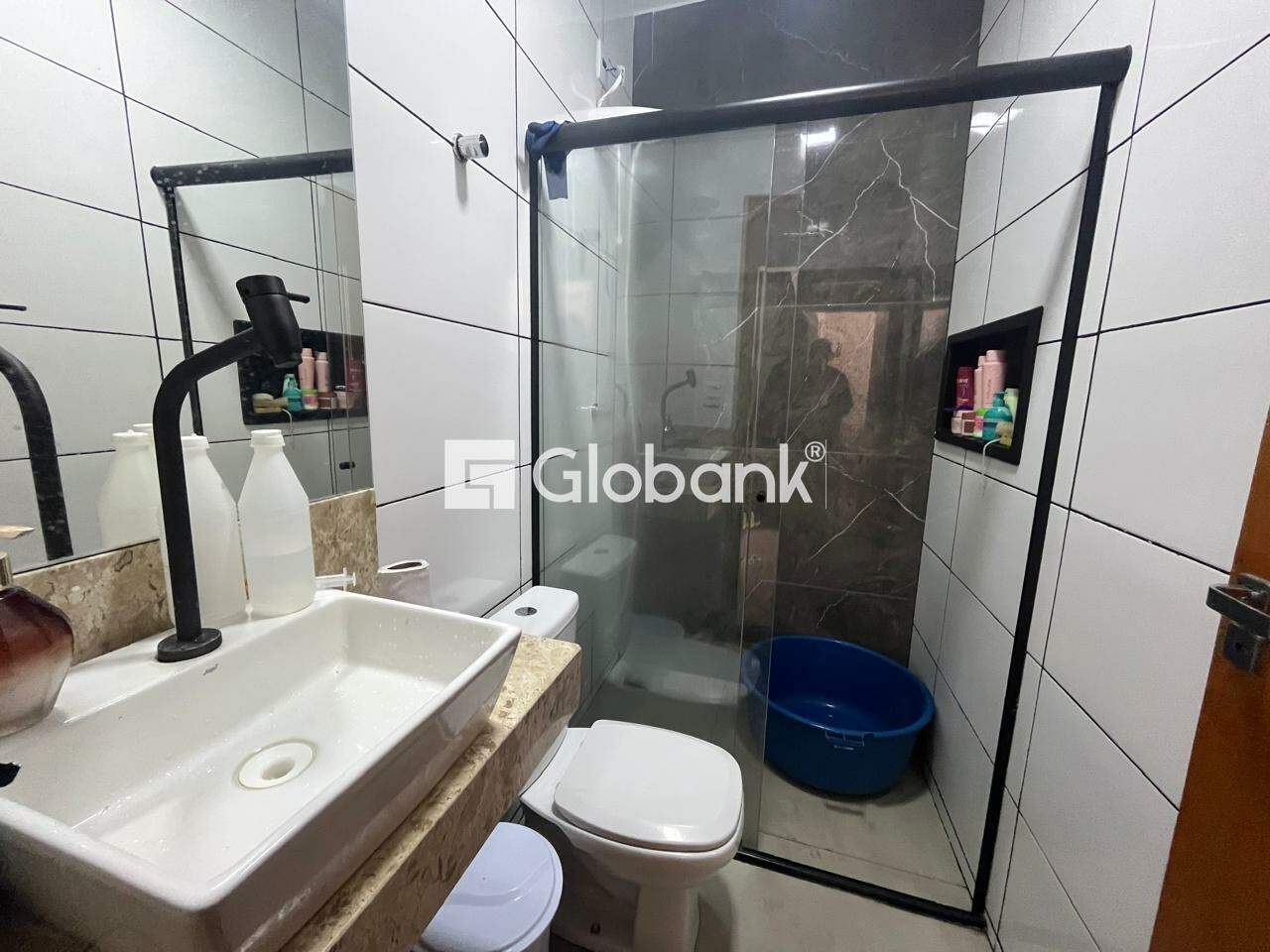 Apartamento 2 quartos para aluguel Jardim São Geraldo 65m² Montes Claros MG: 