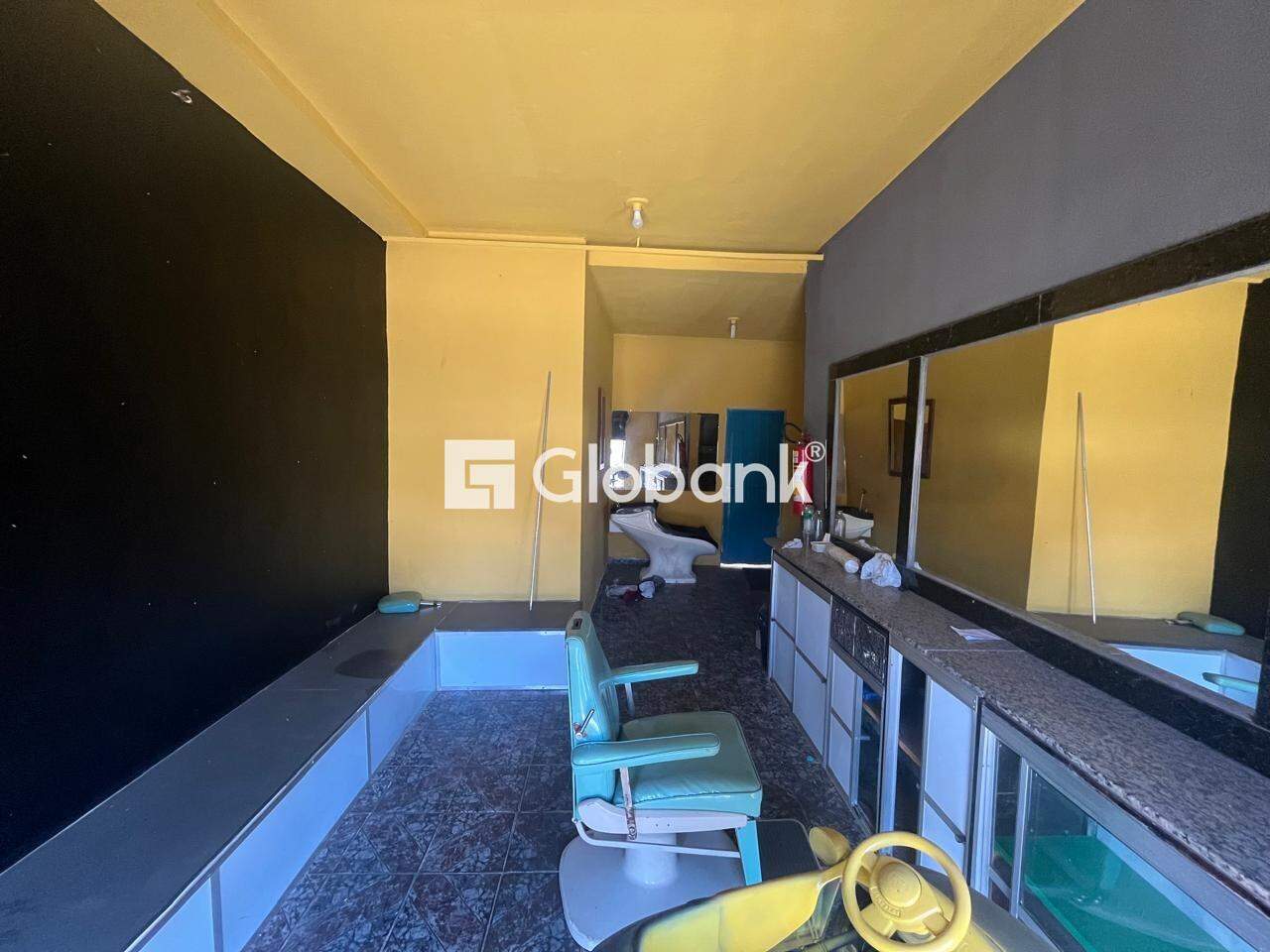 Ponto comercial para aluguel Major Prates 30m² Montes Claros MG: 