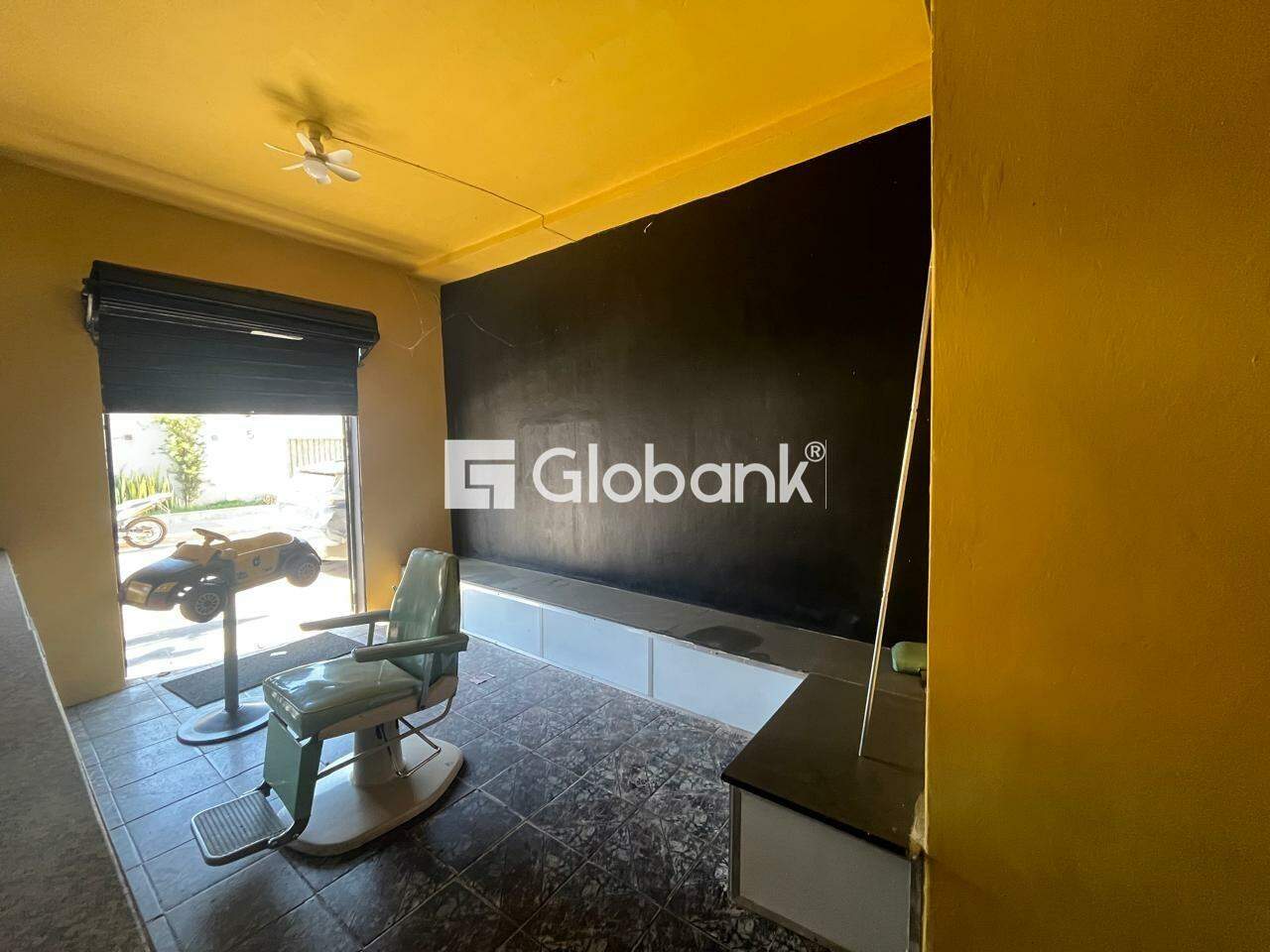 Ponto comercial para aluguel Major Prates 30m² Montes Claros MG: 