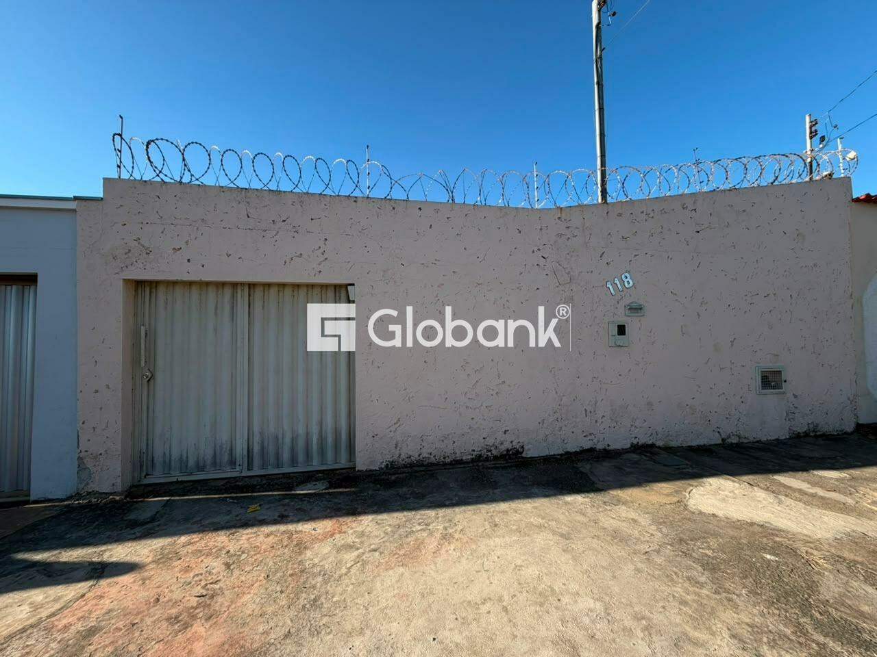 Casa 3 quartos para aluguel Alice Maia 105m² Montes Claros MG: