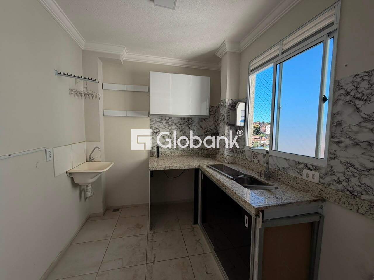 Apartamento 2 quartos para aluguel São Judas Tadeu 42m² Montes Claros MG: