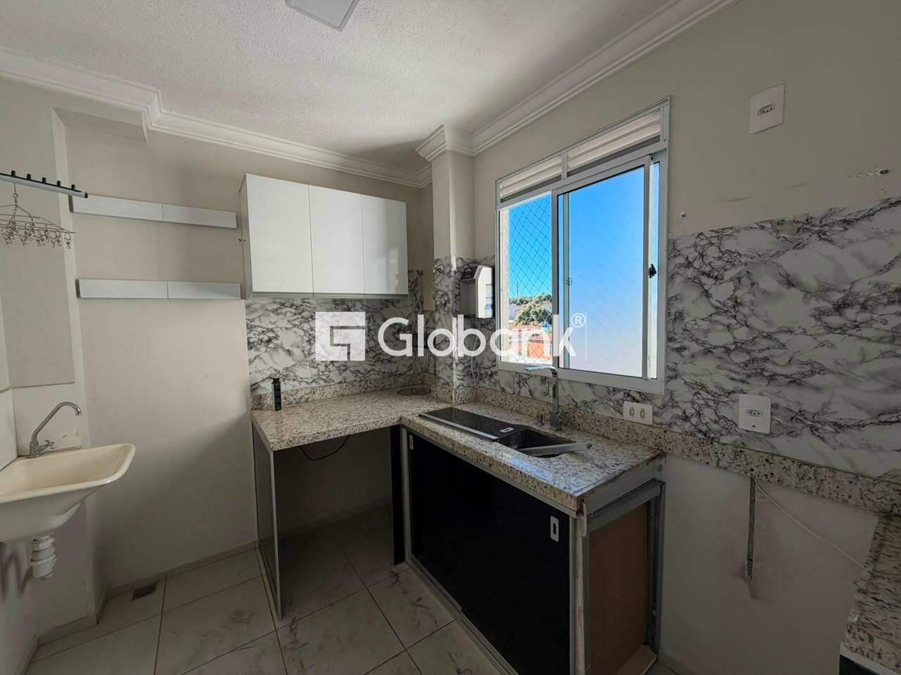 Apartamento 2 quartos para aluguel São Judas Tadeu 42m² Montes Claros MG:
