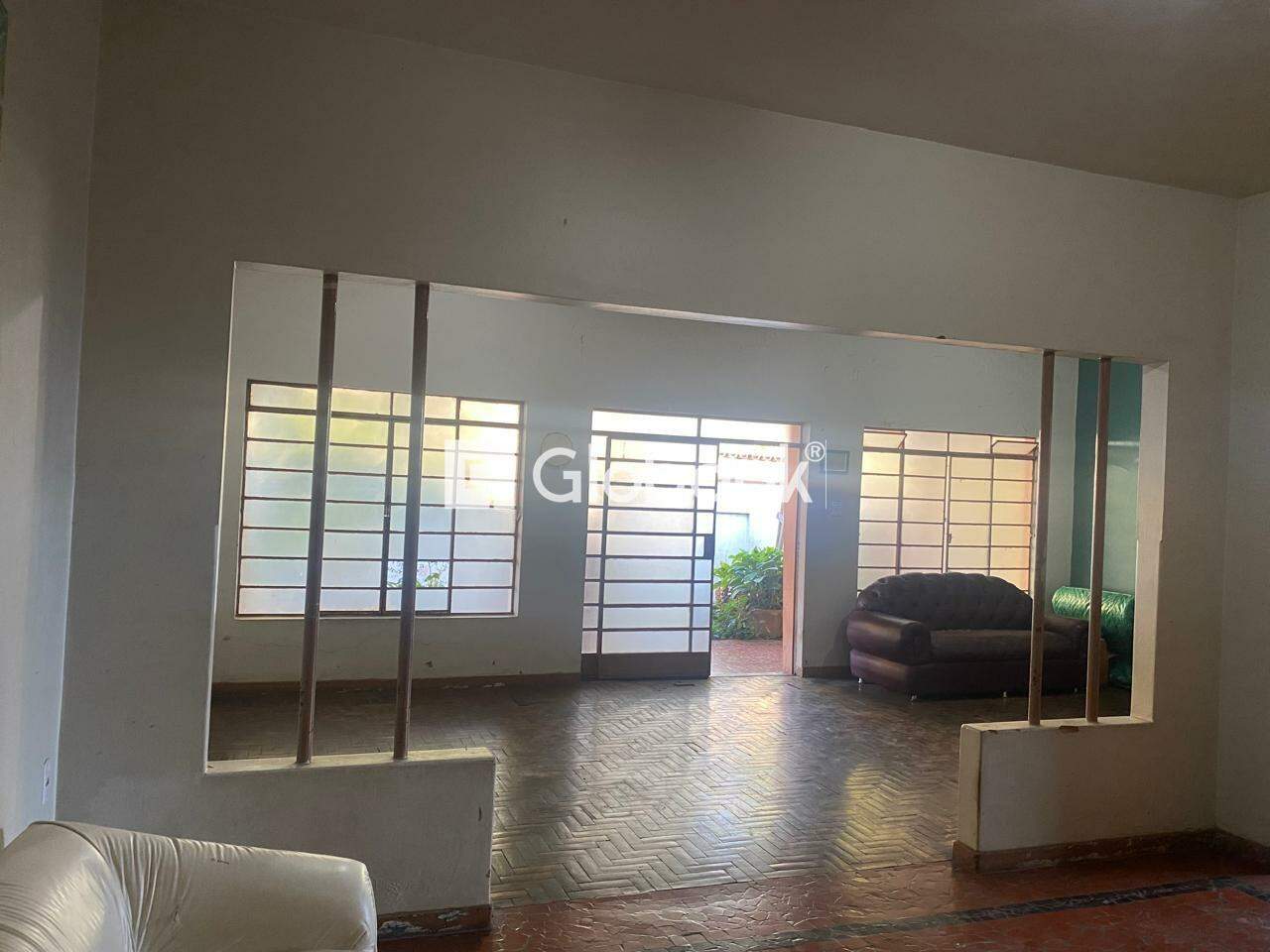 Casa 5 quartos à venda Edgar Pereira 239m² Montes Claros MG: