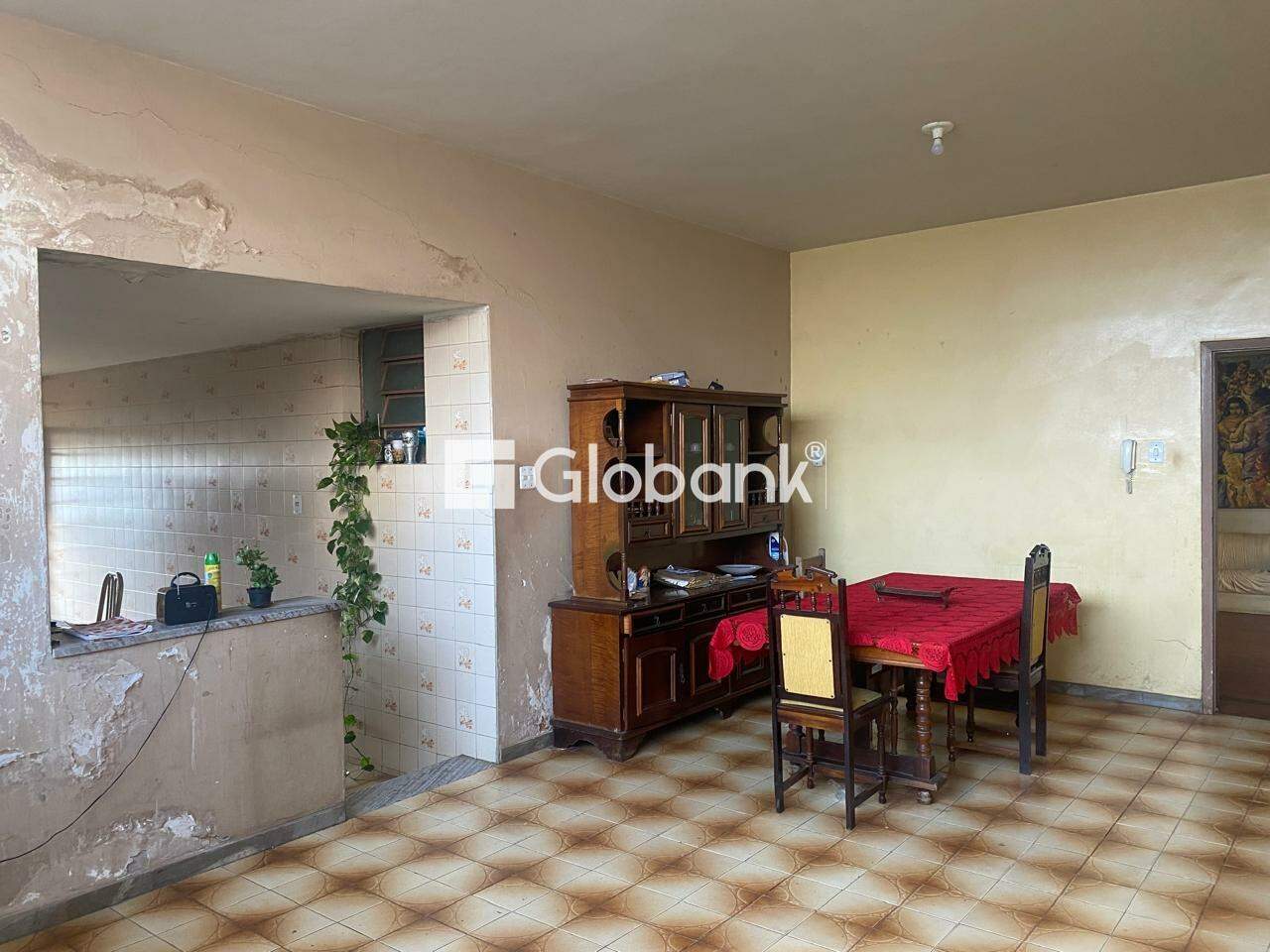 Casa 5 quartos à venda Edgar Pereira 239m² Montes Claros MG: