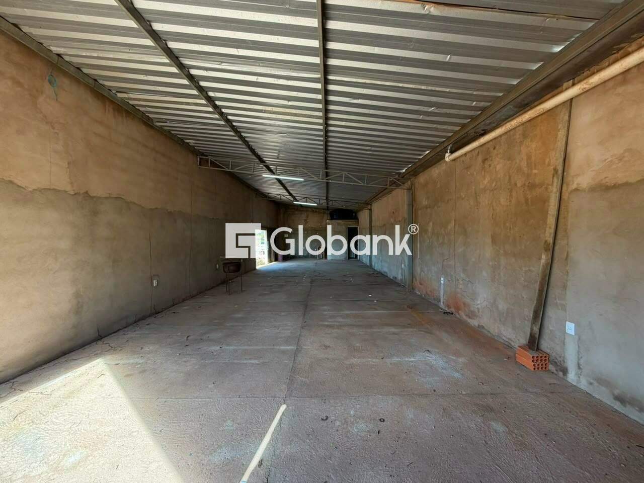 Galpão para aluguel Jardim Olímpico 140m² Montes Claros MG: