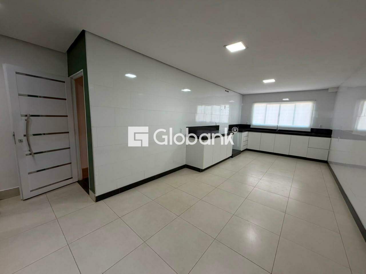 Casa 3 quartos para aluguel Independência 90m² Montes Claros MG: