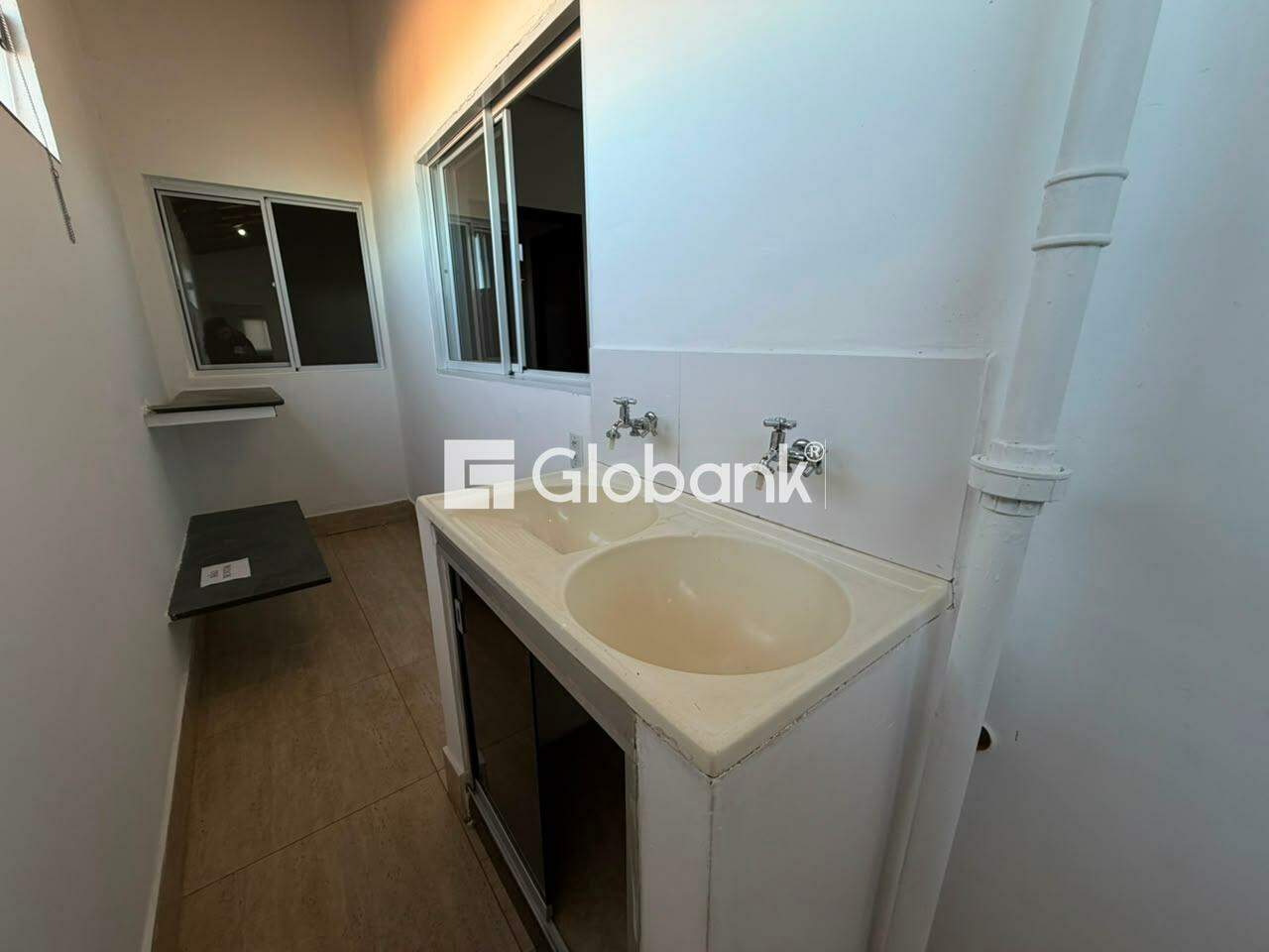 Casa 3 quartos para aluguel Independência 90m² Montes Claros MG: