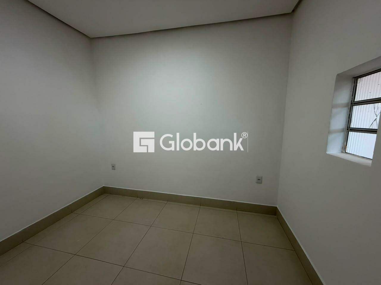 Casa 3 quartos para aluguel Independência 90m² Montes Claros MG: