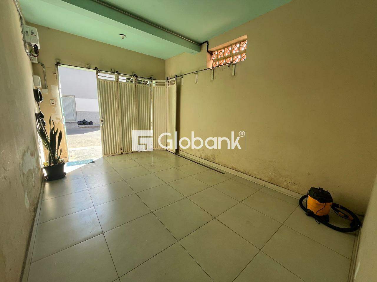 Casa 3 quartos à venda Vila Áurea 150m² Montes Claros MG: