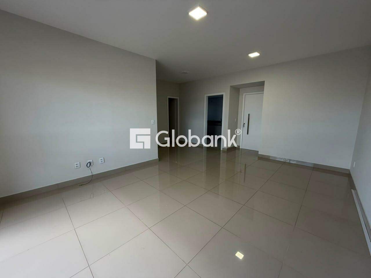 Apartamento 4 quartos para aluguel Todos os Santos 116m² Montes Claros MG: