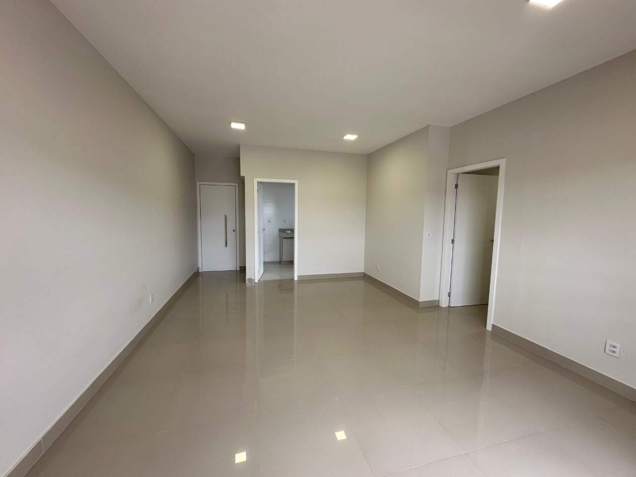Apartamento 4 quartos para aluguel Todos os Santos 116m² Montes Claros MG: Sala