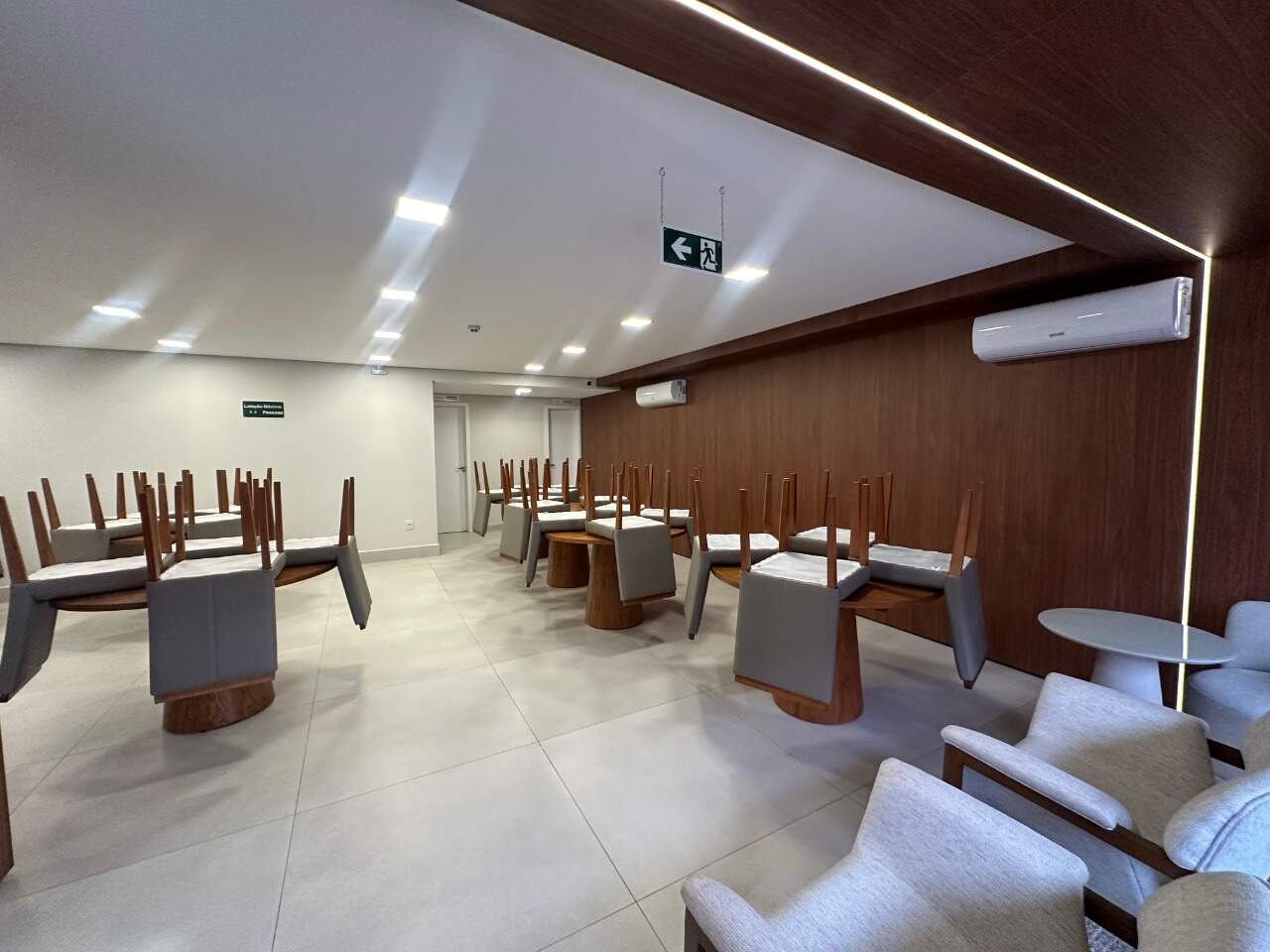 Apartamento 4 quartos para aluguel Todos os Santos 116m² Montes Claros MG: 