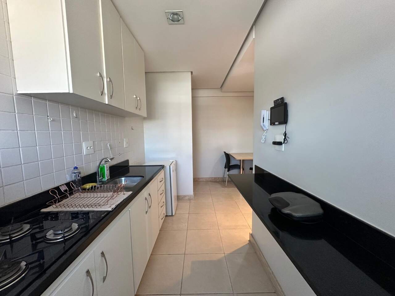 Flat 1 quarto à venda Centro 44m² Montes Claros MG: Cozinha