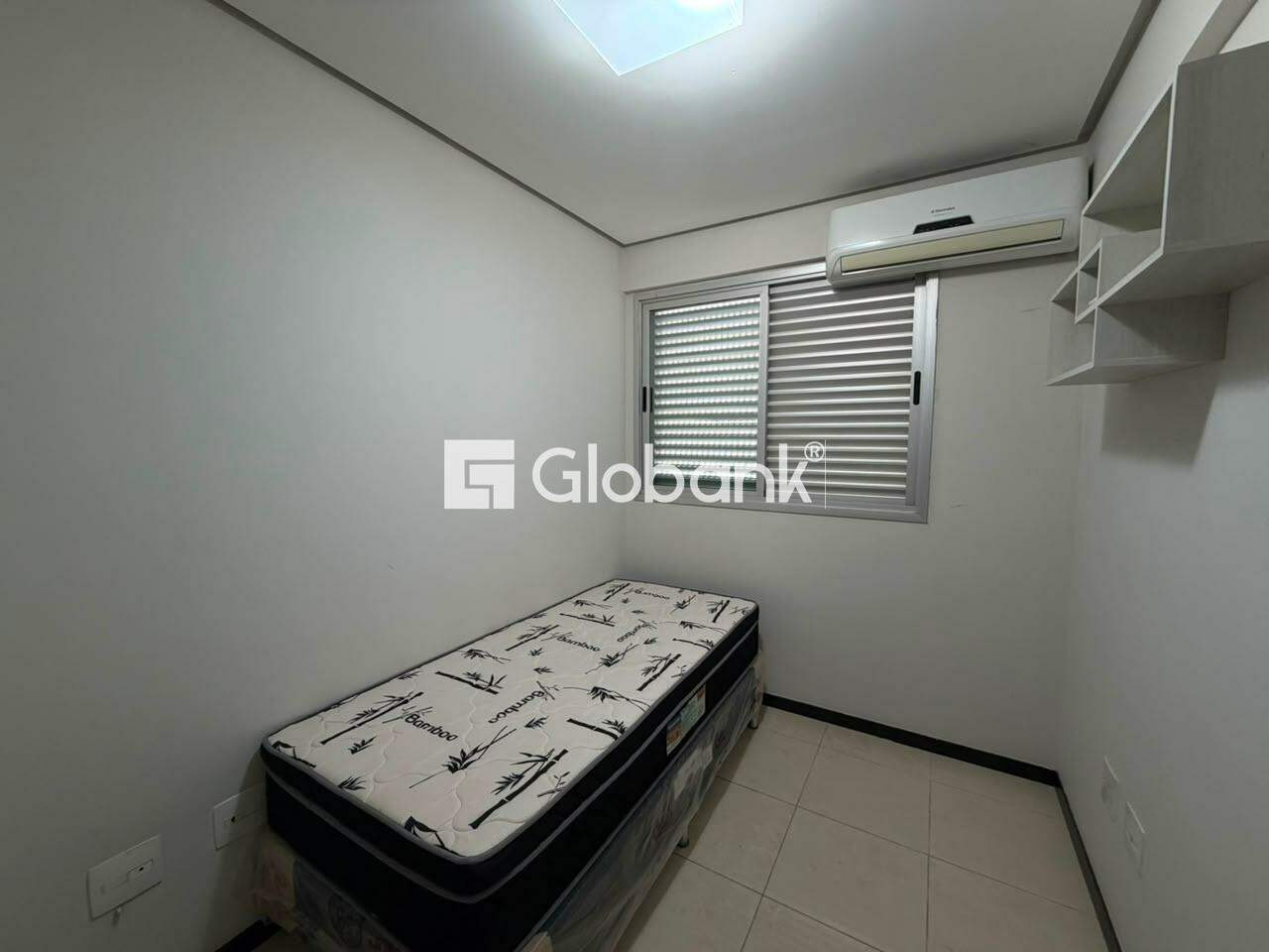 Apartamento 2 quartos para aluguel Centro 42m² Montes Claros MG: 