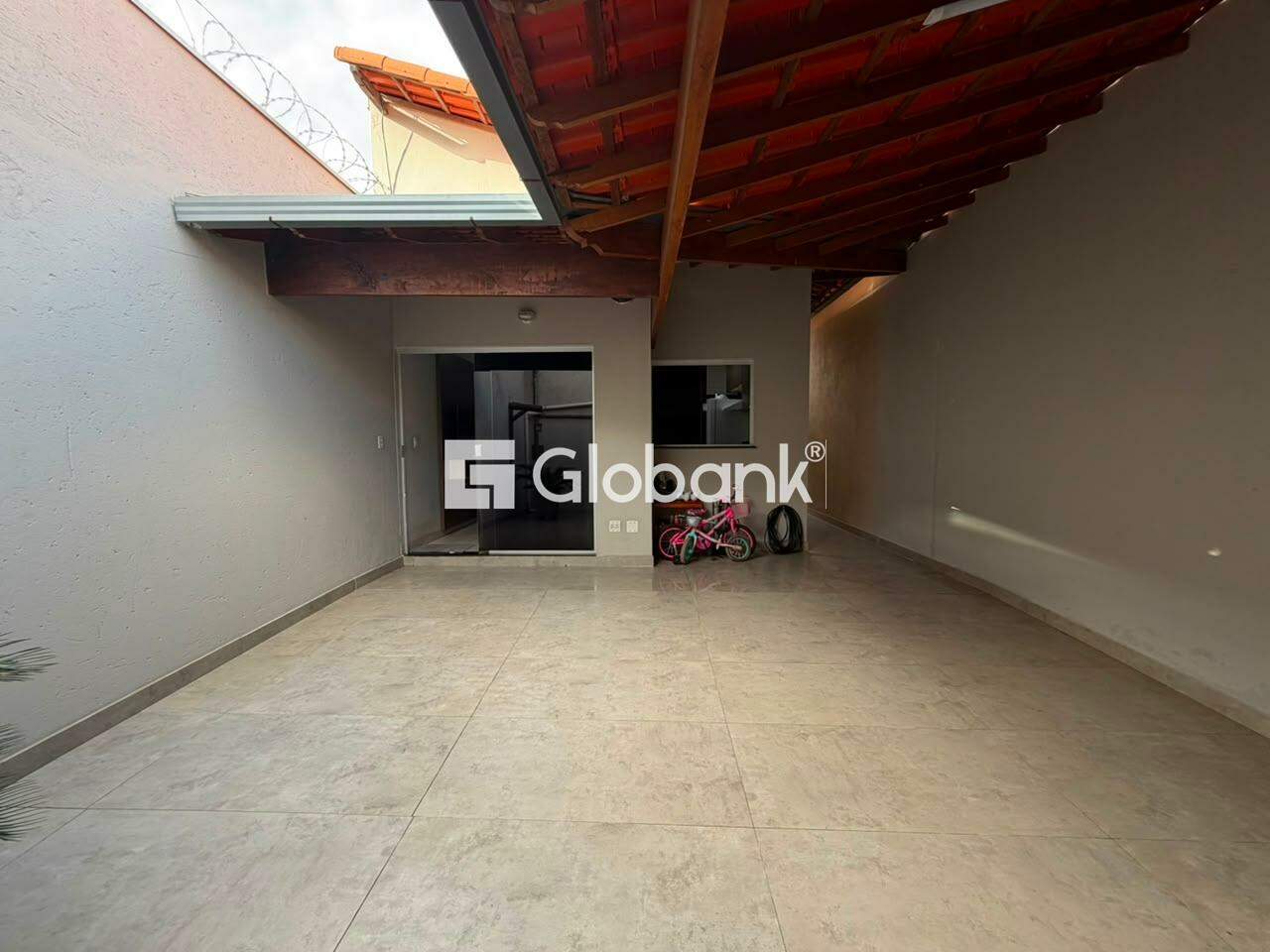 Casa 2 quartos para aluguel Alcides Rabelo 85m² Montes Claros MG: 