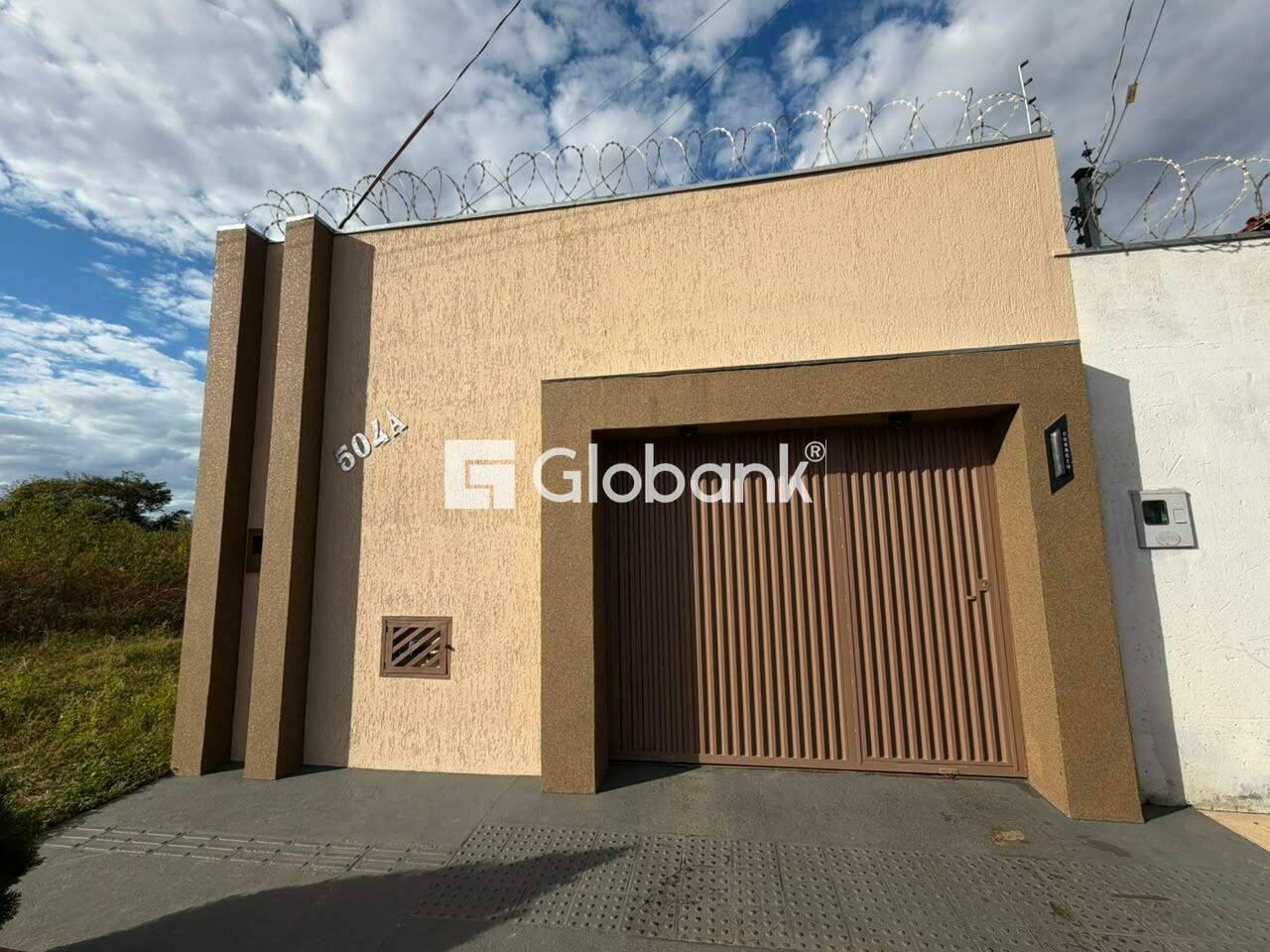 Casa 2 quartos para aluguel Alcides Rabelo 85m² Montes Claros MG: 