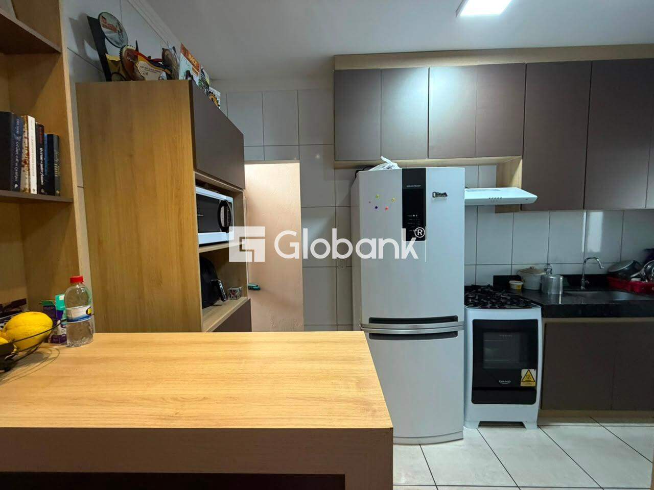 Casa 2 quartos para aluguel Alcides Rabelo 85m² Montes Claros MG: 