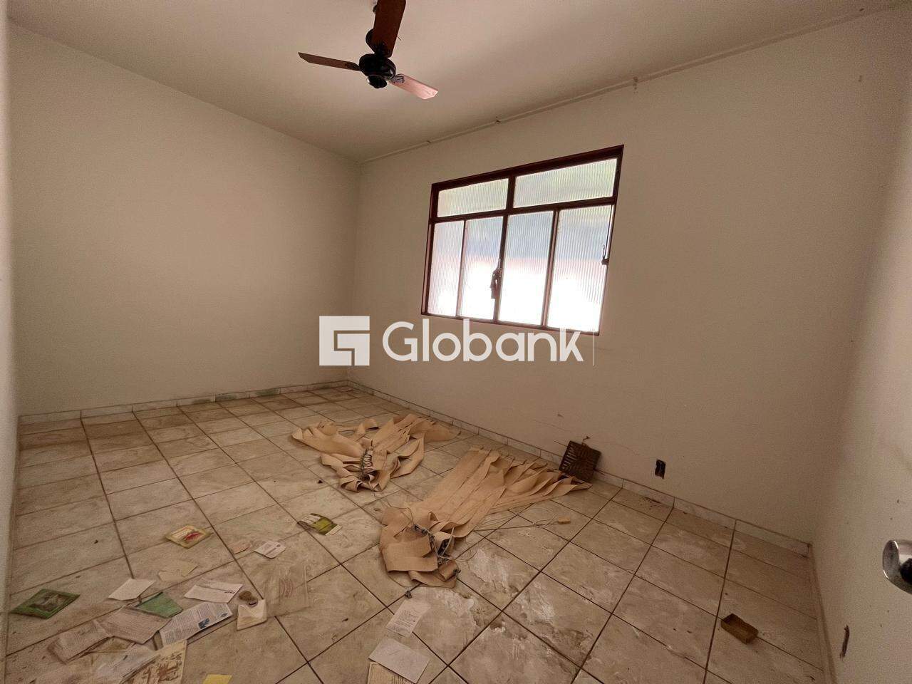 Casa 3 quartos à venda Jardim São Luiz 450m² Montes Claros MG: 