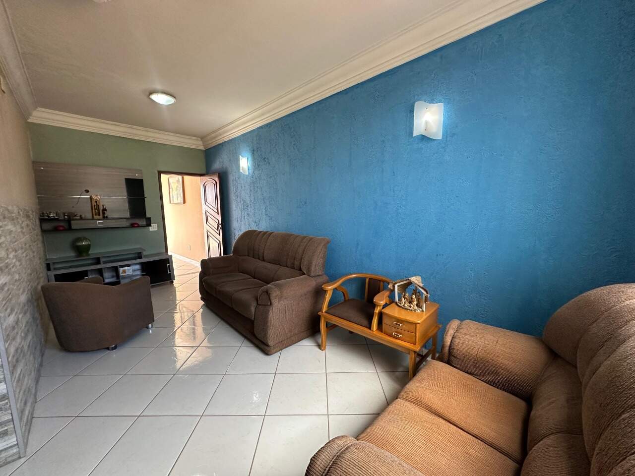 Casa 7 quartos à venda Maracanã 210m² Montes Claros MG: Sala de star