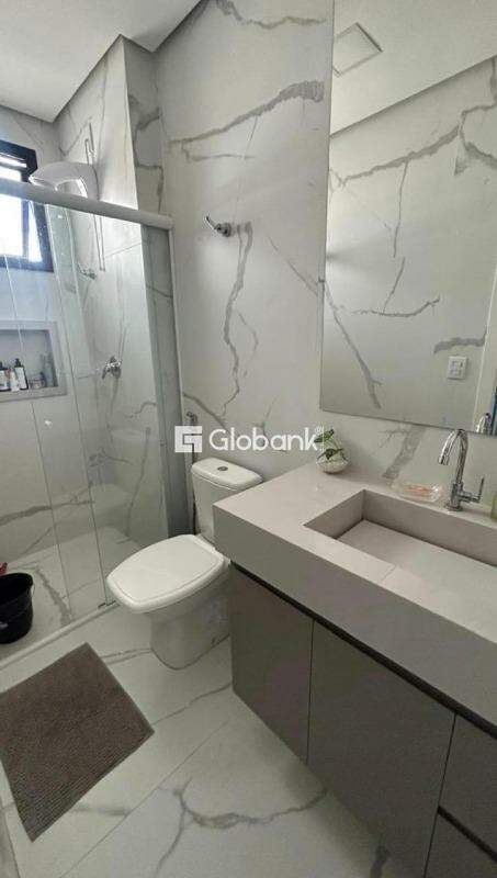 Flat 1 quarto à venda Todos os Santos 28m² Montes Claros MG: