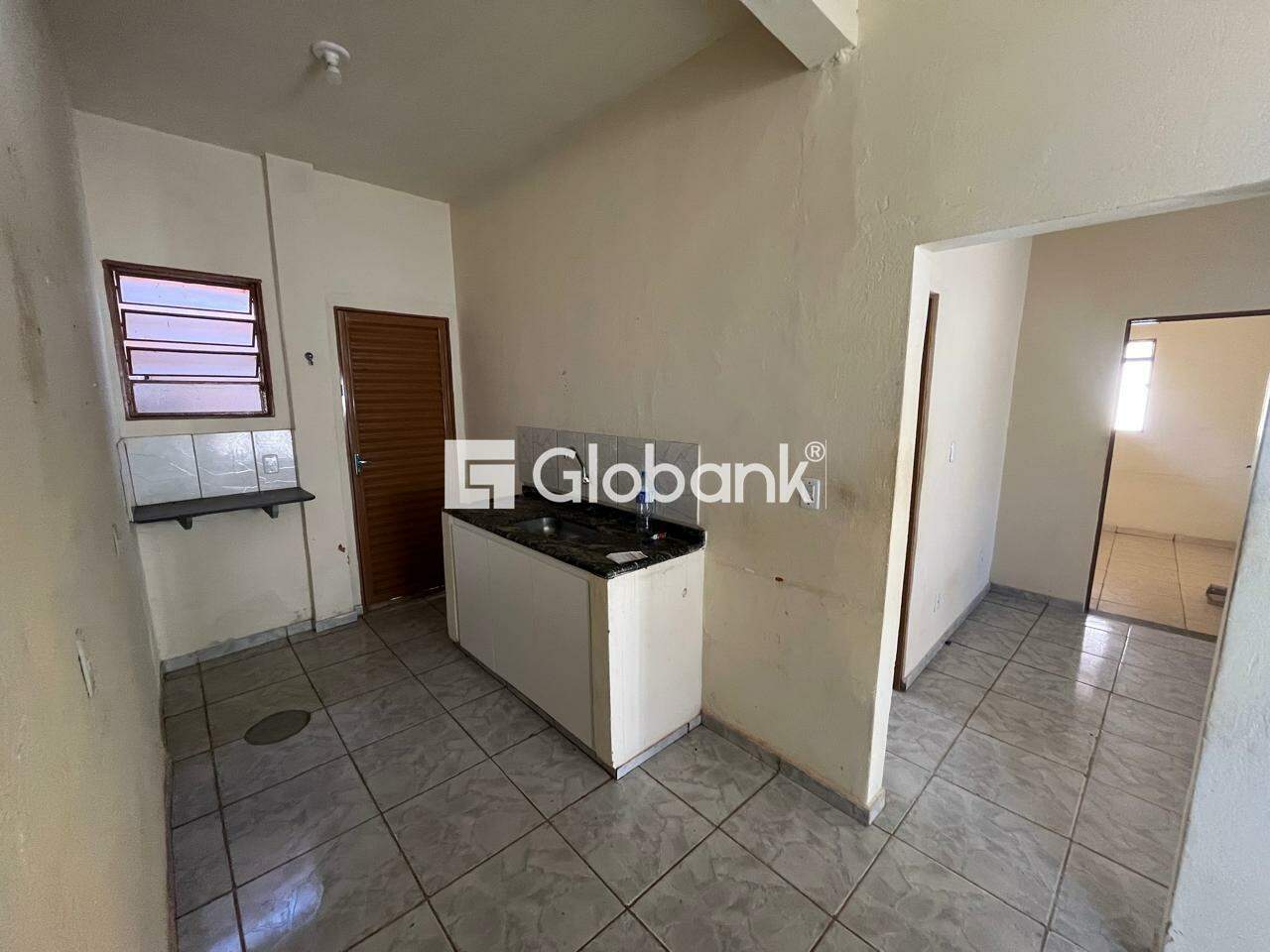 Casa 3 quartos para aluguel Clarindo Lopes 100m² Montes Claros MG: