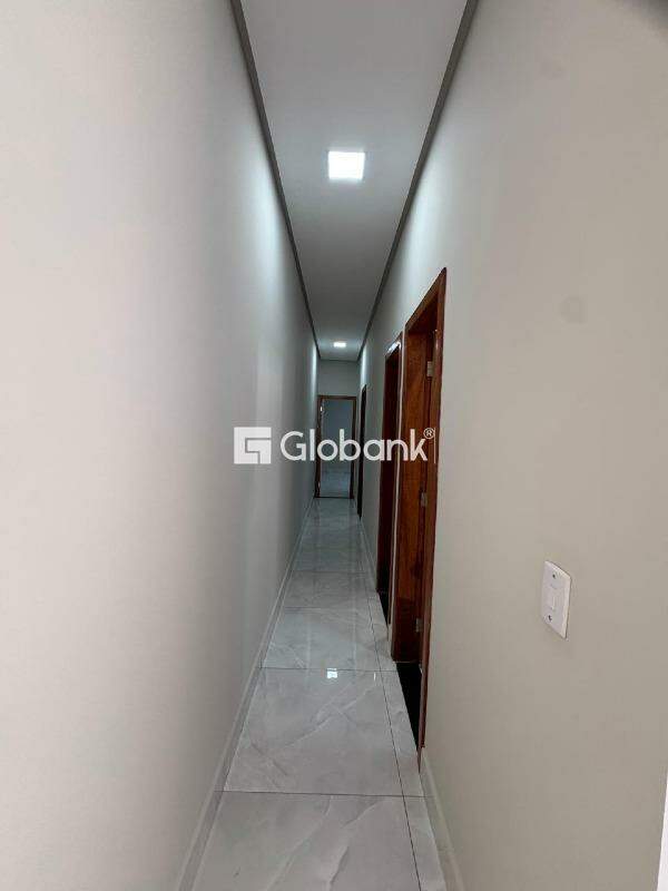 Casa 3 quartos à venda Jardim Olímpico 65m² Montes Claros MG: 