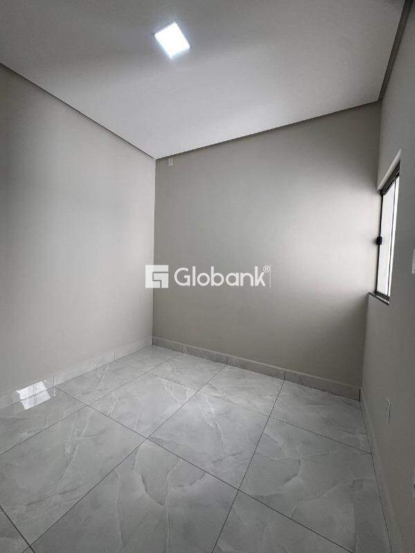 Casa 3 quartos à venda Jardim Olímpico 65m² Montes Claros MG: 