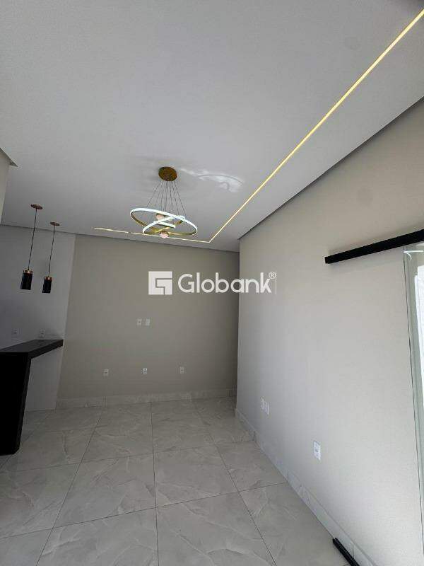 Casa 3 quartos à venda Jardim Olímpico 65m² Montes Claros MG: 