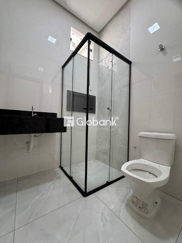 Casa 3 quartos à venda Jardim Olímpico 65m² Montes Claros MG: 