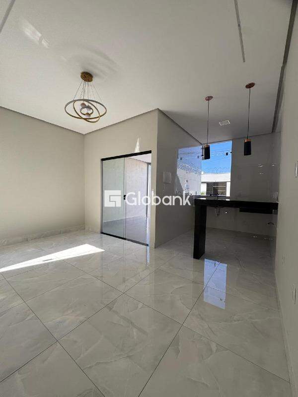 Casa 3 quartos à venda Jardim Olímpico 65m² Montes Claros MG: 