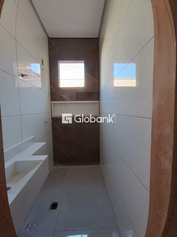 Casa 2 quartos à venda Delfino Magalhães 52m² Montes Claros MG: 