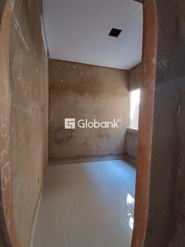 Casa 2 quartos à venda Delfino Magalhães 52m² Montes Claros MG: 